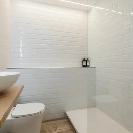 Barca Stadium - Modern 4 Bedroom L'Hospitalet de Llobregat