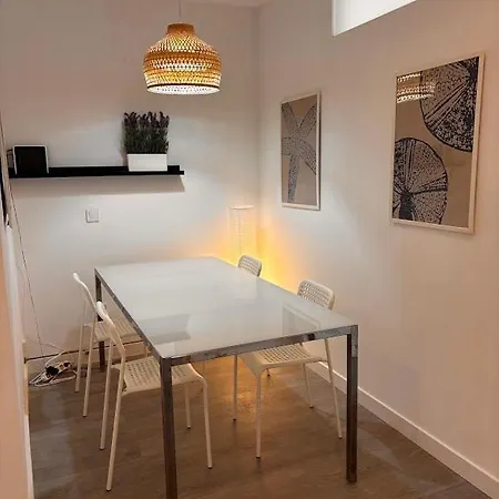 Barca Stadium - Modern 4 Bedroom Apartment L'Hospitalet de Llobregat